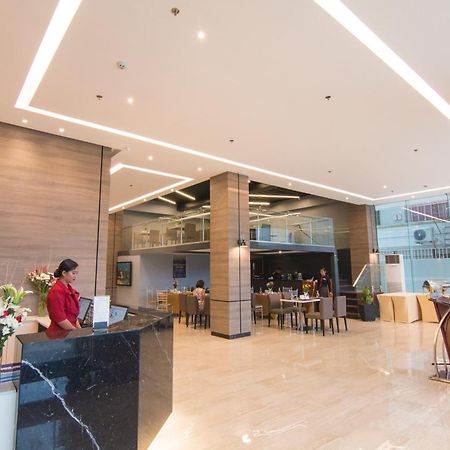 Mango Suites Cauayan Экстерьер фото